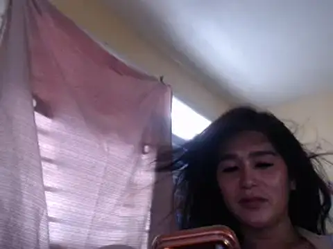 Snapshot of KylieXKendall chatting on 13, 5, 2026 KylieXKendall online show from 13, 5, 2026