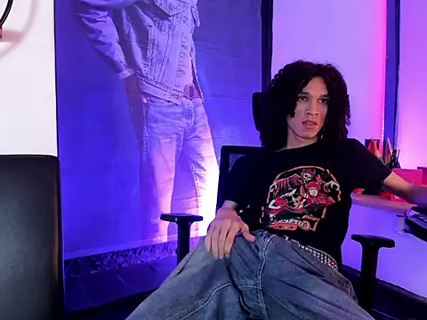 anddy hugecock online show from 27, 6, 2026