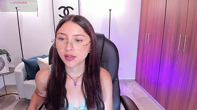 Snapshot of Nikky_sweett_ chatting on 3, 5, 2026 Nikky sweett online show from 3, 5, 2026