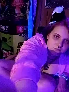 yourfavfallenstar online show from 30, 4, 2026