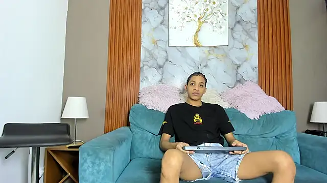 LOVE GUYS1 online show from 1, 5, 2026