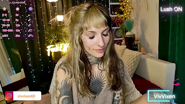 Snapshot of VivVixen chatting on 31, 5, 2026 VivVixen online show from 31, 5, 2026