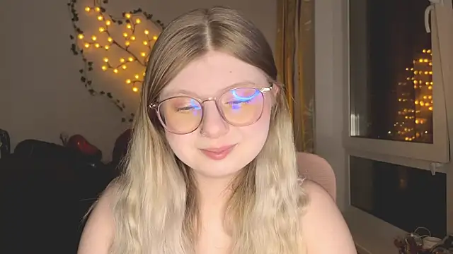YukiBlush online show from 10, 7, 2026