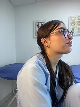 Sweet Milaa1 online show from 19, 5, 2026