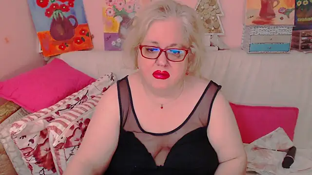 Snapshot of Maturelove_xxx chatting on 25, 5, 2026 Maturelove xxx online show from 25, 5, 2026
