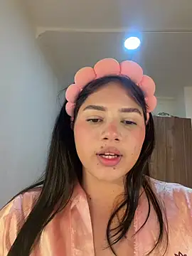 Mulan rousse online show from 25, 7, 2026