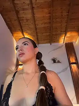 Snapshot of catalina_lafer chatting on 21, 5, 2026 catalina lafer online show from 21, 5, 2026