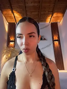 Snapshot of catalina_lafer chatting on 5, 6, 2026 catalina lafer online show from 5, 6, 2026
