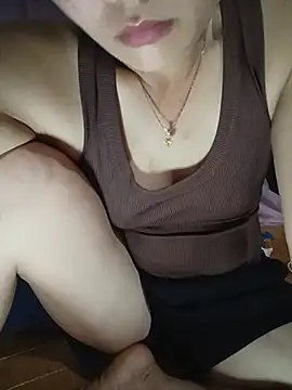 Hazel Nova online show from 15, 6, 2026