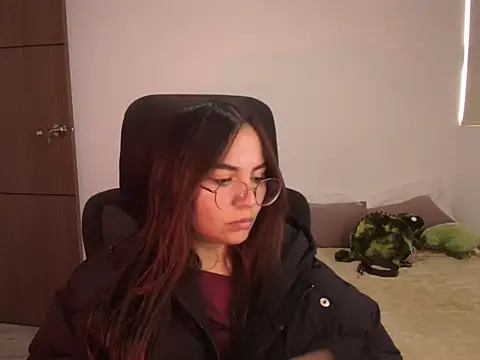 abbyyandmaxx online show from 30, 6, 2026