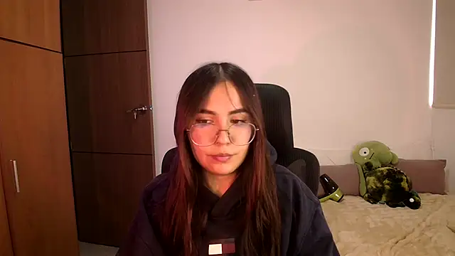 abbyyandmaxx online show from 9, 7, 2026