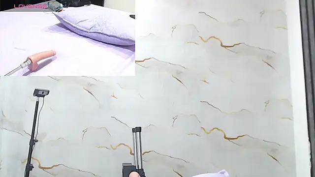 Liaa cams online show from 31, 7, 2026