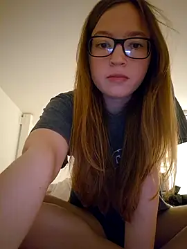 Freaky-Doll online show from 27, 7, 2026
