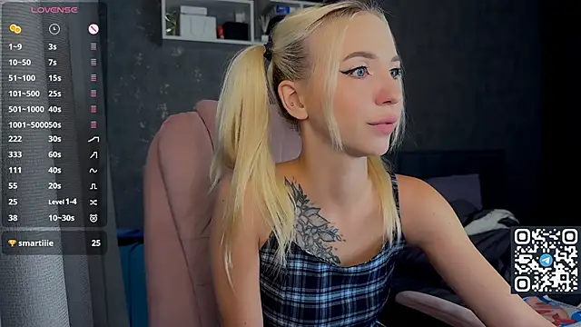Sabrinkaaa online show from 15, 6, 2026