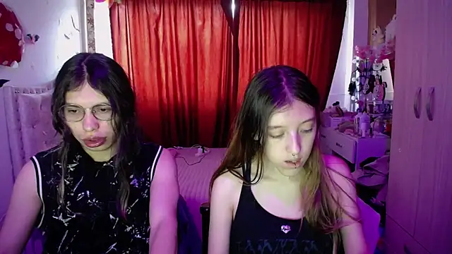 Blair y Briar online show from 15, 5, 2026