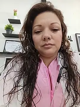 SAMANTHA--02 online show from 18, 7, 2026