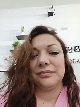 SAMANTHA--02 online show from 22, 7, 2026