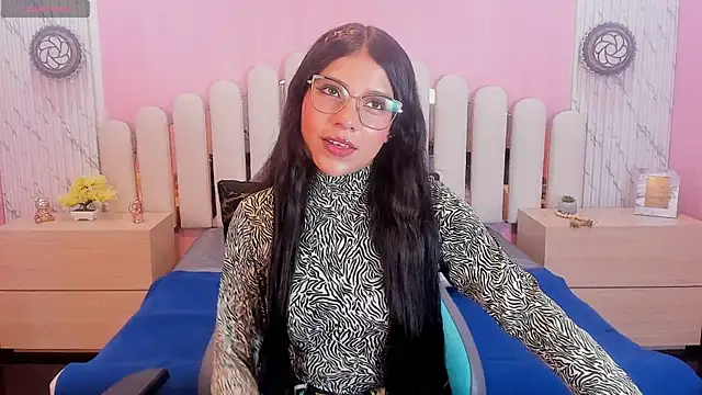 Snapshot of babe_vennus chatting on 3, 6, 2026 babe vennus online show from 3, 6, 2026