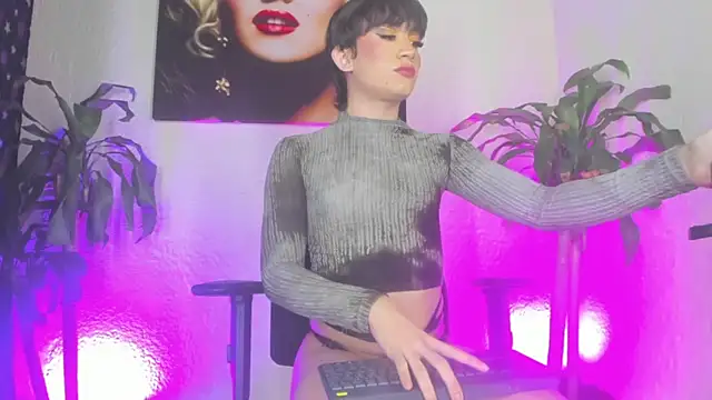 Alisson Santiel online show from 18, 6, 2026