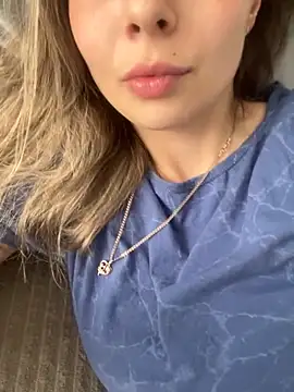 relenaXKitty online show from 30, 4, 2026