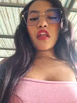 Snapshot of Hot_Sophy_ chatting on 12, 5, 2026 Hot Sophy online show from 12, 5, 2026