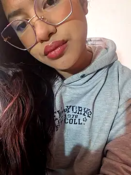 Snapshot of Hot_Sophy_ chatting on 10, 7, 2026 Hot Sophy online show from 10, 7, 2026