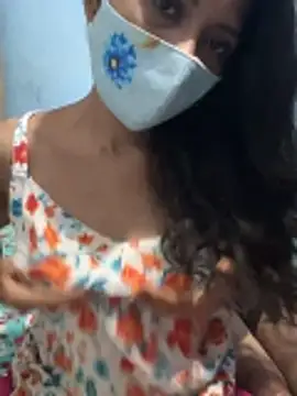 Dimpu queens online show from 3, 6, 2026