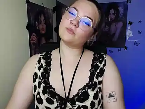 Snapshot of RinaRiii chatting on 28, 6, 2026 RinaRiii online show from 28, 6, 2026