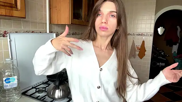TrishIsaac online show from 7, 5, 2026