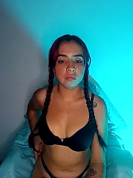 Lili 19  online show from 5, 5, 2026