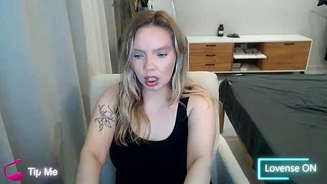 PolinaXXXXXJones online show from 8, 5, 2026