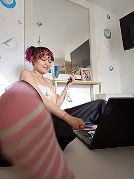 Ari vibesX online show from 3, 8, 2026