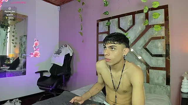 SCARLEXXX LYAN online show from 4, 6, 2026
