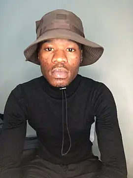 Snapshot of thandolezwe1 chatting on 5, 5, 2026 thandolezwe1 online show from 5, 5, 2026