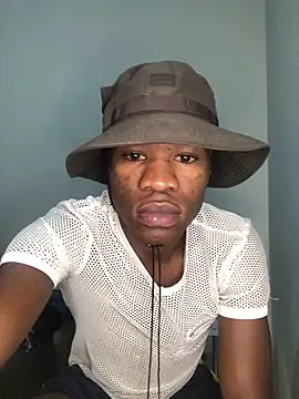 Snapshot of thandolezwe1 chatting on 11, 5, 2026 thandolezwe1 online show from 11, 5, 2026