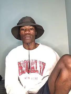 Snapshot of thandolezwe1 chatting on 13, 5, 2026 thandolezwe1 online show from 13, 5, 2026