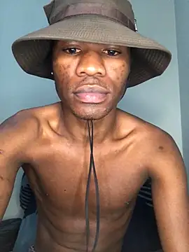Snapshot of thandolezwe1 chatting on 17, 5, 2026 thandolezwe1 online show from 17, 5, 2026