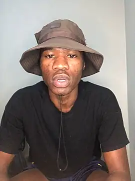 Snapshot of thandolezwe1 chatting on 19, 5, 2026 thandolezwe1 online show from 19, 5, 2026