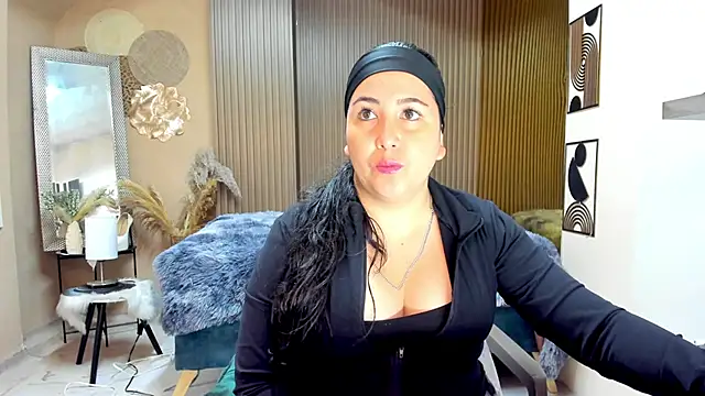 BBWLuxuryMuse online show from 2, 6, 2026