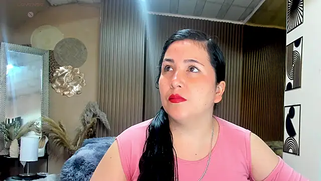 BBWLuxuryMuse online show from 4, 6, 2026