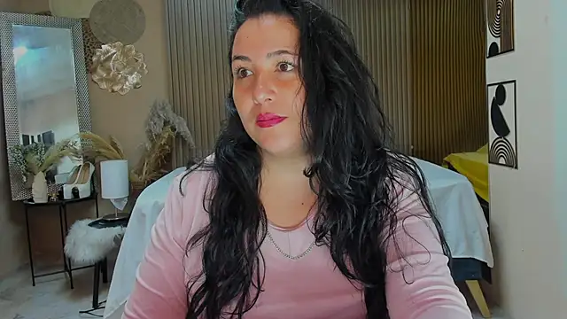 BBWLuxuryMuse online show from 8, 6, 2026