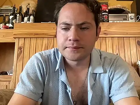 Snapshot of alecsgzz chatting on 6, 7, 2026 alecsgzz online show from 6, 7, 2026