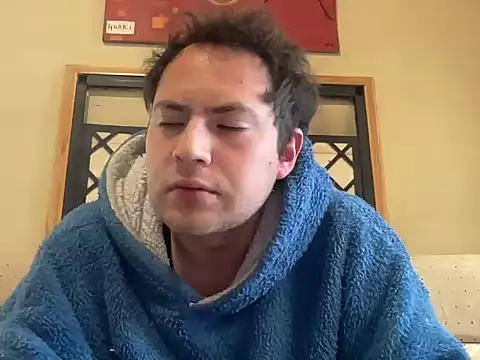 Snapshot of alecsgzz chatting on 9, 7, 2026 alecsgzz online show from 9, 7, 2026