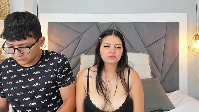 Sophia Andrade  online show from 6, 5, 2026