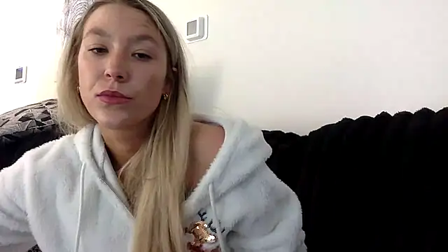 Misss alyssaaa online show from 6, 5, 2026