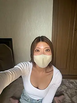 Erika  xx online show from 8, 5, 2026