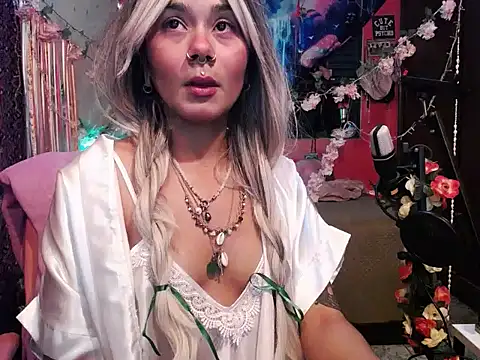 NoirAmina online show from 30, 7, 2026