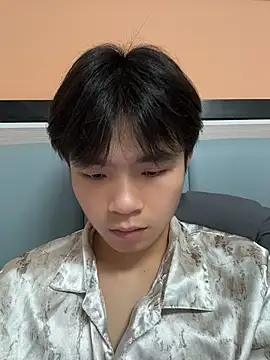 lu111222 online show from 23, 6, 2026