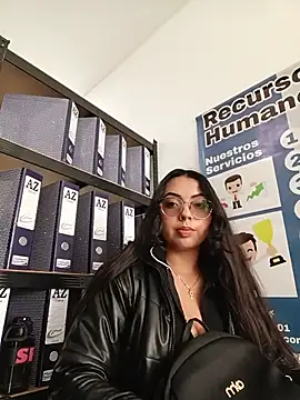 JENNIFER  03 online show from 25, 5, 2026