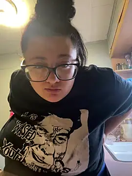 bigmommadiaa online show from 28, 6, 2026